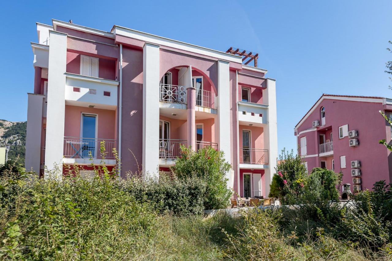 Apartment mit Blick auf die Berge