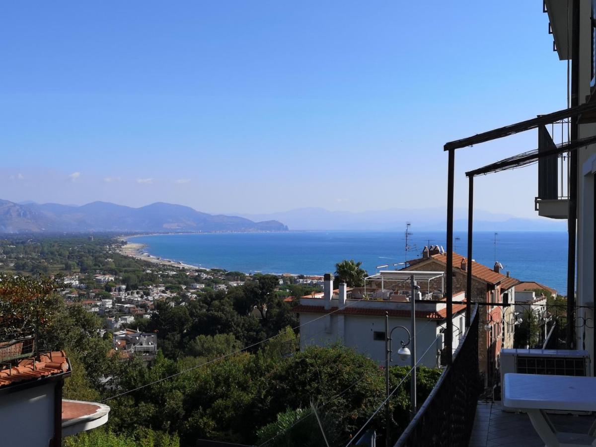 B&B San Felice Circeo - FUGA ROMANTICA con CAMINO , VISTA MARE - Bed and Breakfast San Felice Circeo