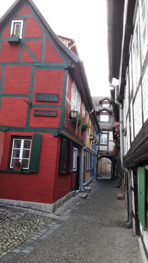 Fachwerkhotel - Ferienhäuser Vorhof zur Hölle - B&B