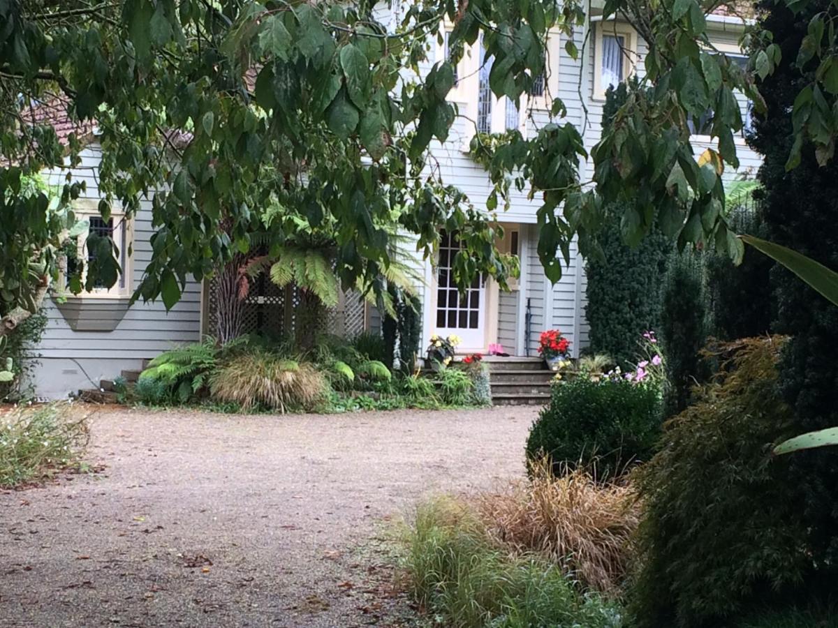 English Cherry Tree Manor - B&B