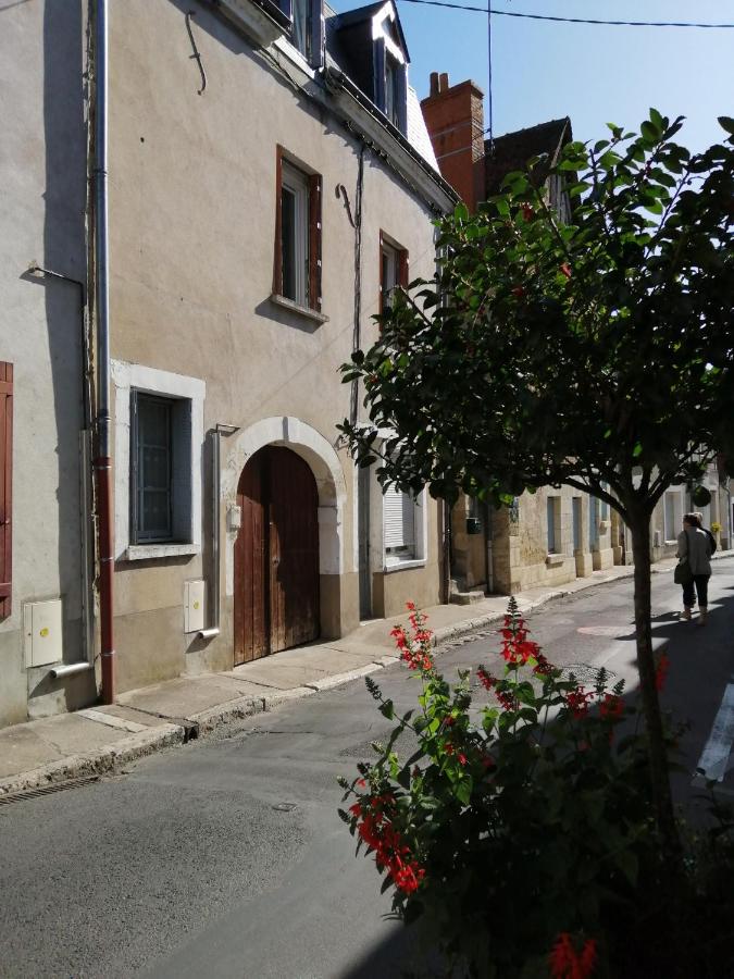 Le regard de Mona Lisa 2 étoiles 100m du château - Chambres d’hôtes Amboise