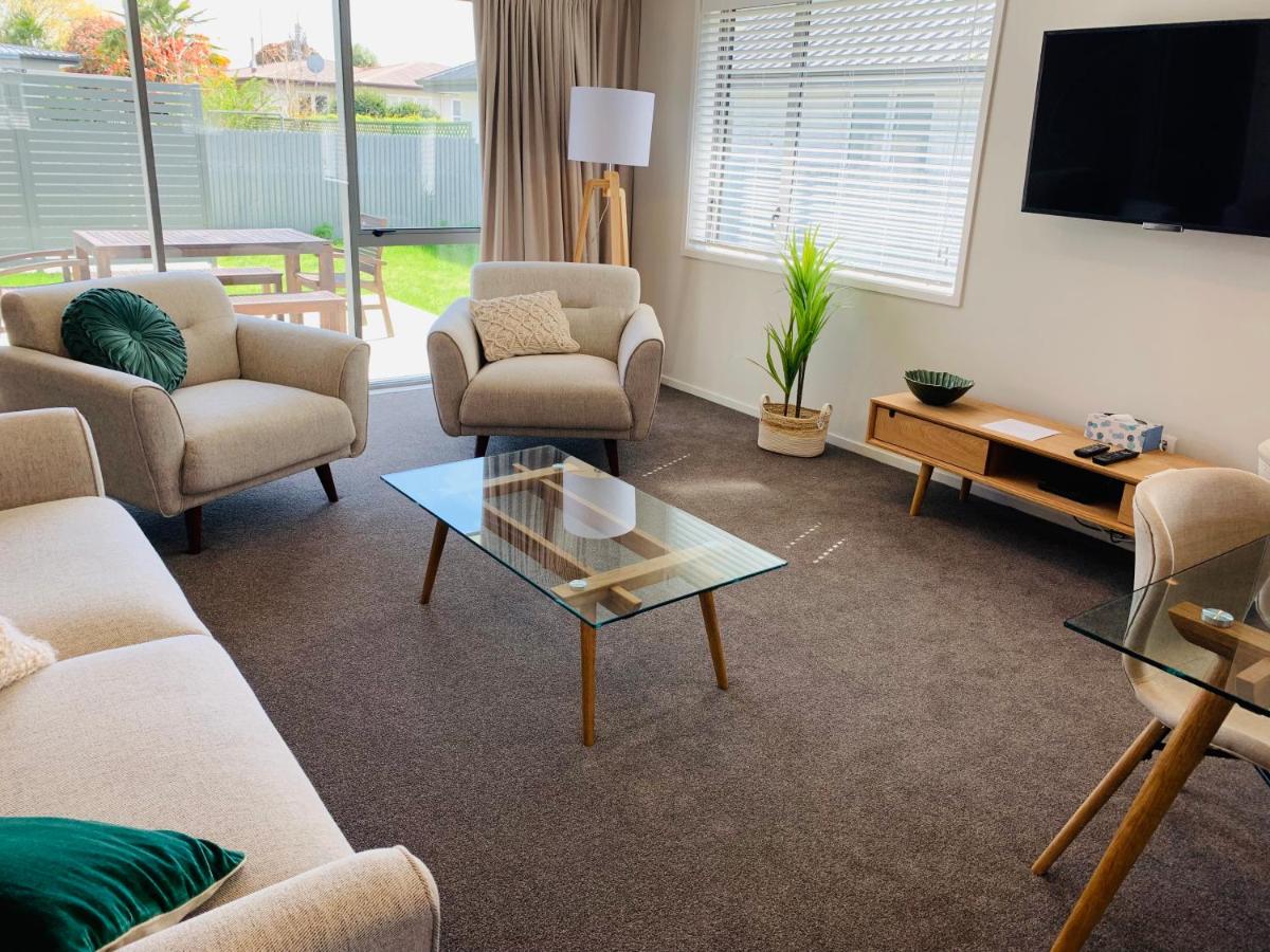 Stunning Modern Retreat - B&B Hastings