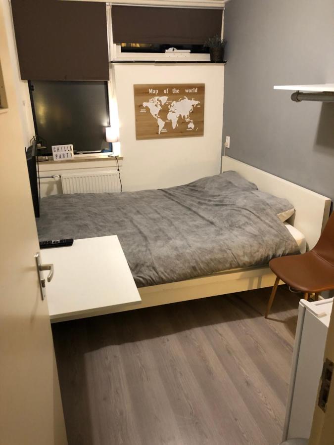 Standard Double Room with Shared Bathroom