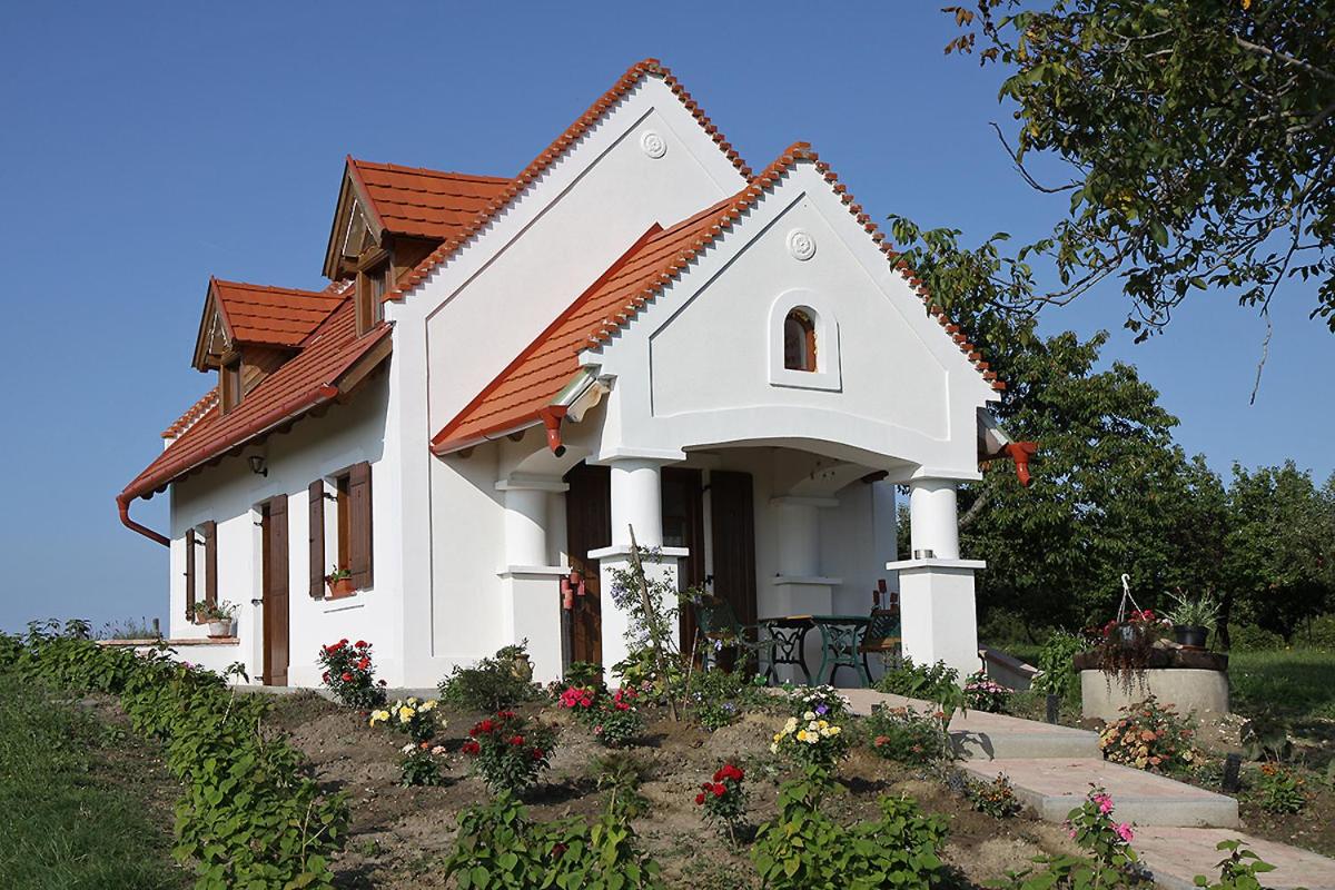 Casa Beata - B&B Lesencetomaj