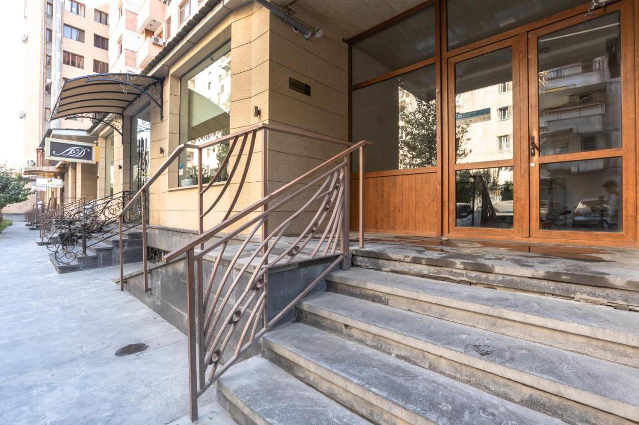 Apart-hotel on Yekmalyan 1 street - B&B Jerevan