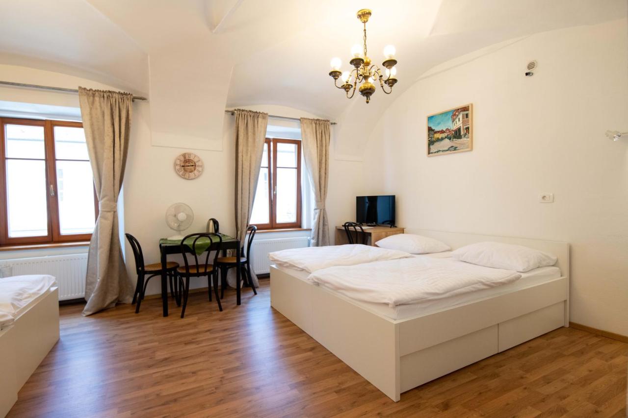 Vierbettzimmer mit eigenem Bad