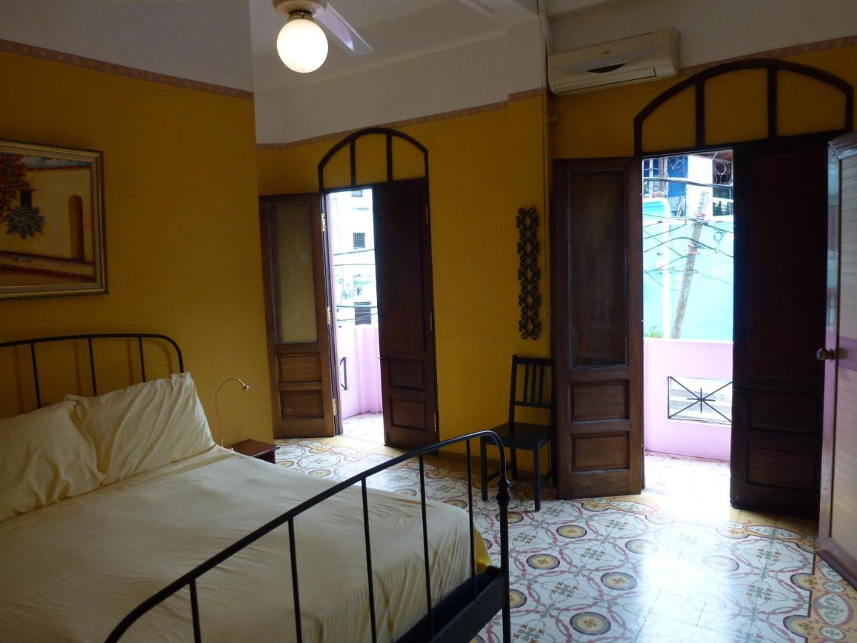 One-Bedroom Apartment with Balcony