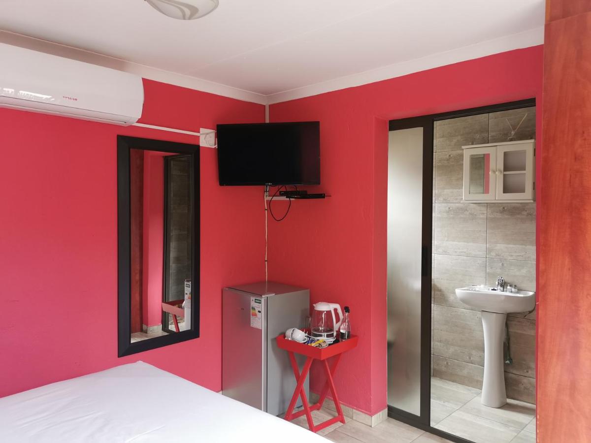 Thavhani Guest House - B&B