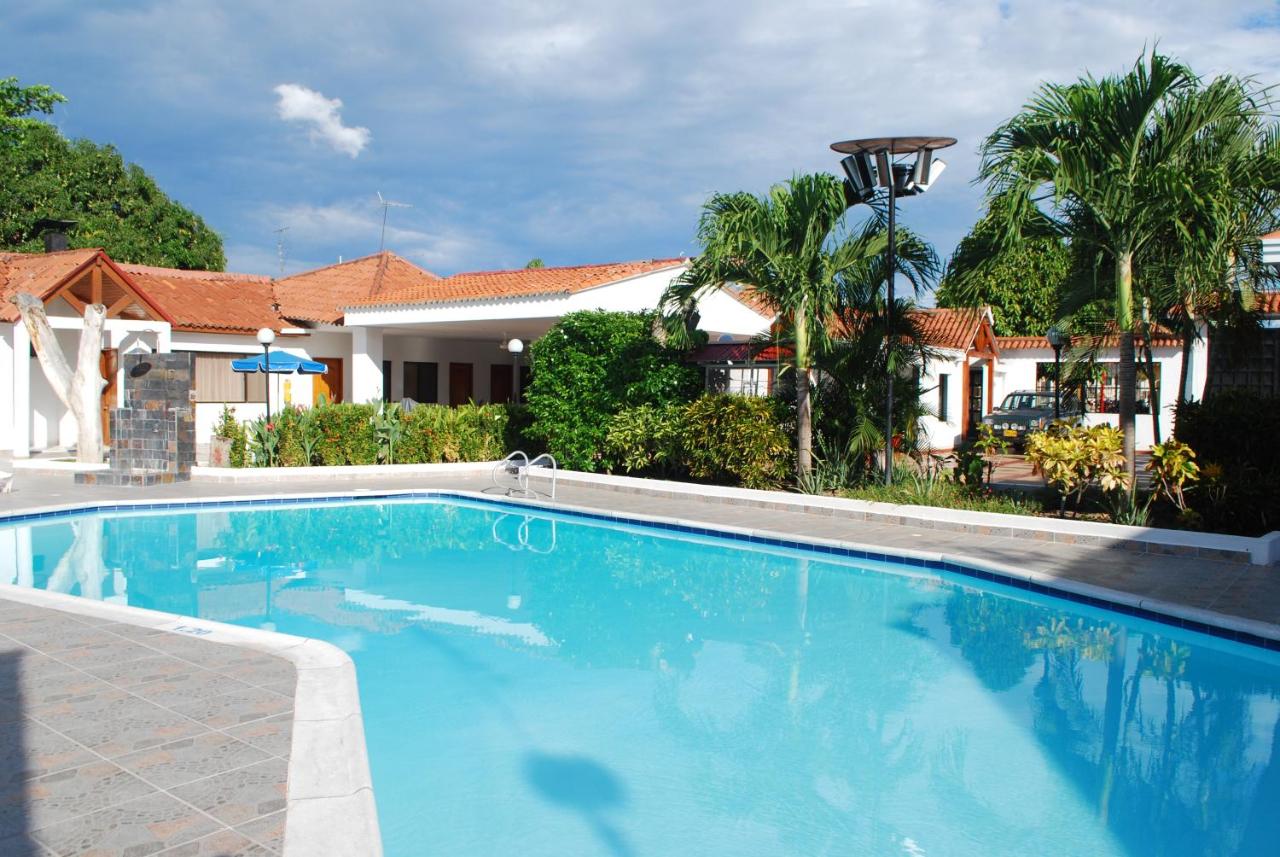 B&B Girardot City - Hotel Villa Ricaurte - Bed and Breakfast Girardot City