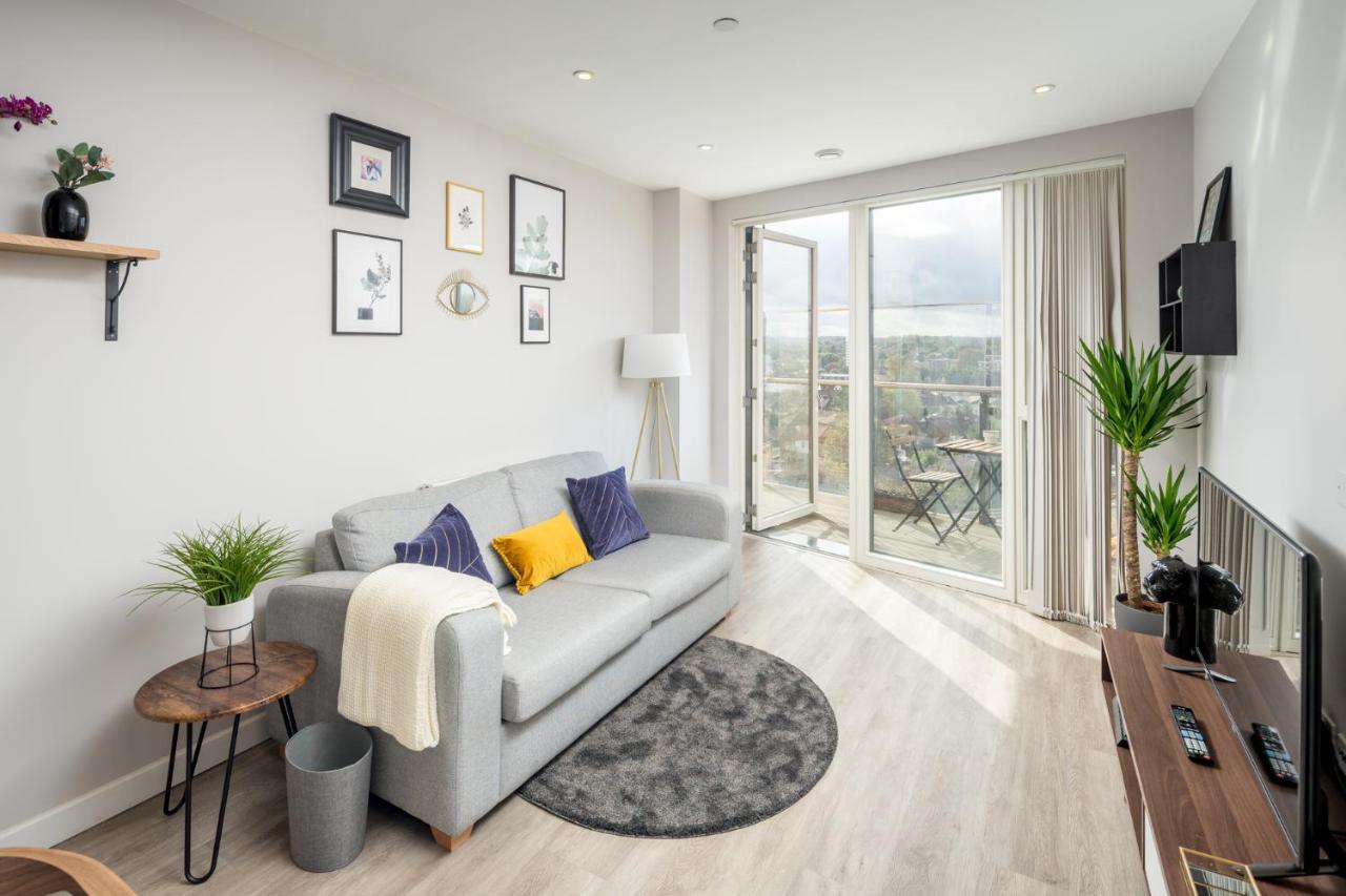 B&B Croydon, London - Vertex Luxury Suite - Bed and Breakfast Croydon, London