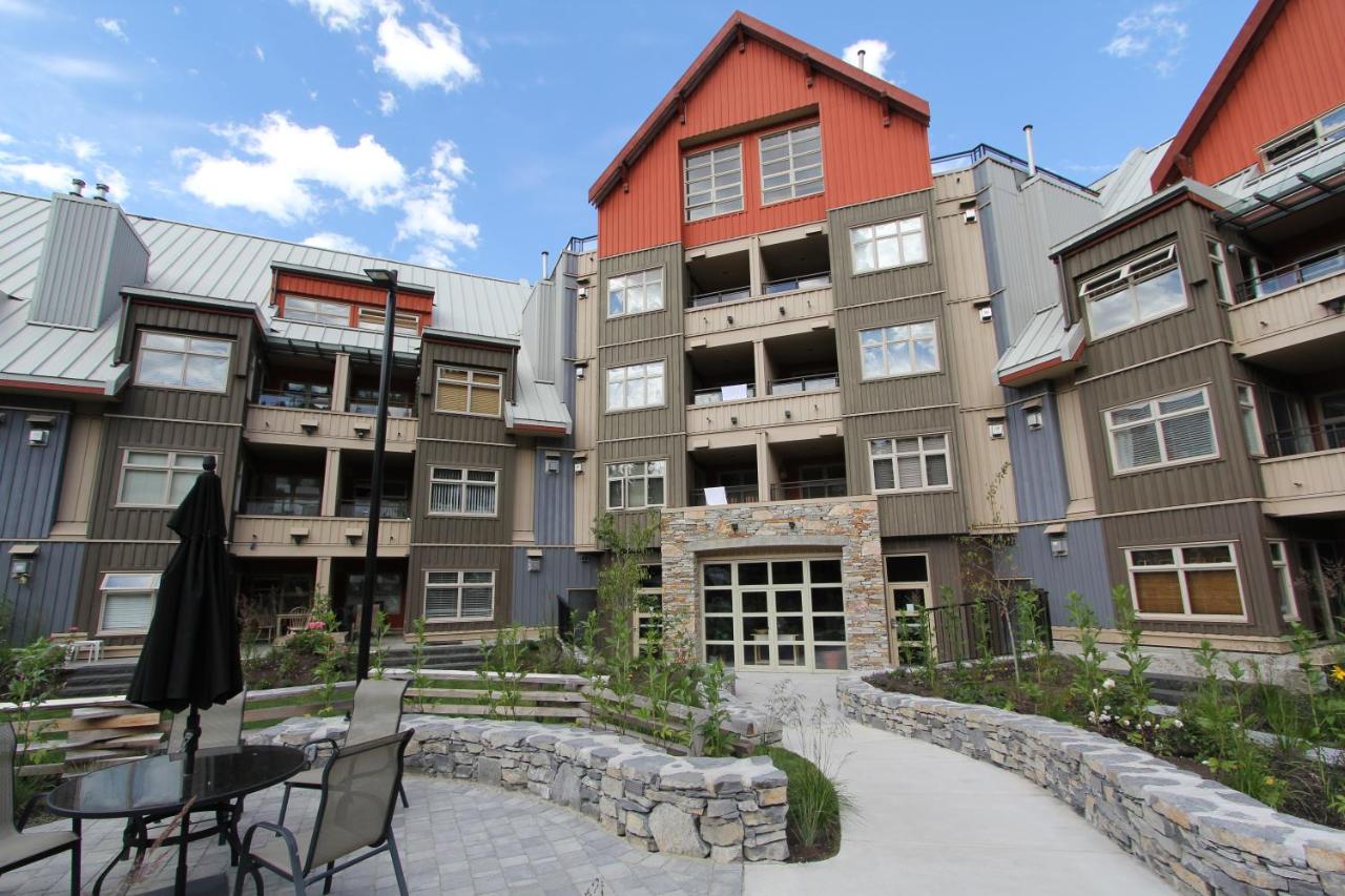 Lake Placid Lodge by Whistler Retreats - B&B