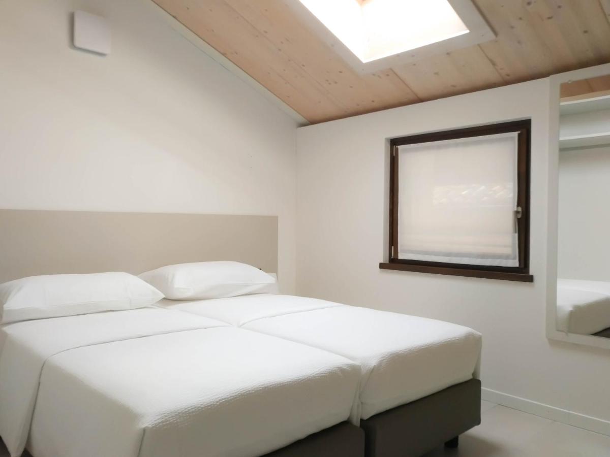 Doppel-/Zweibettzimmer mit eigenem Bad