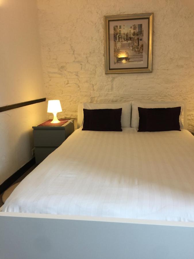 Suite Familiare con 2 Camere da Letto e Bagno Privato