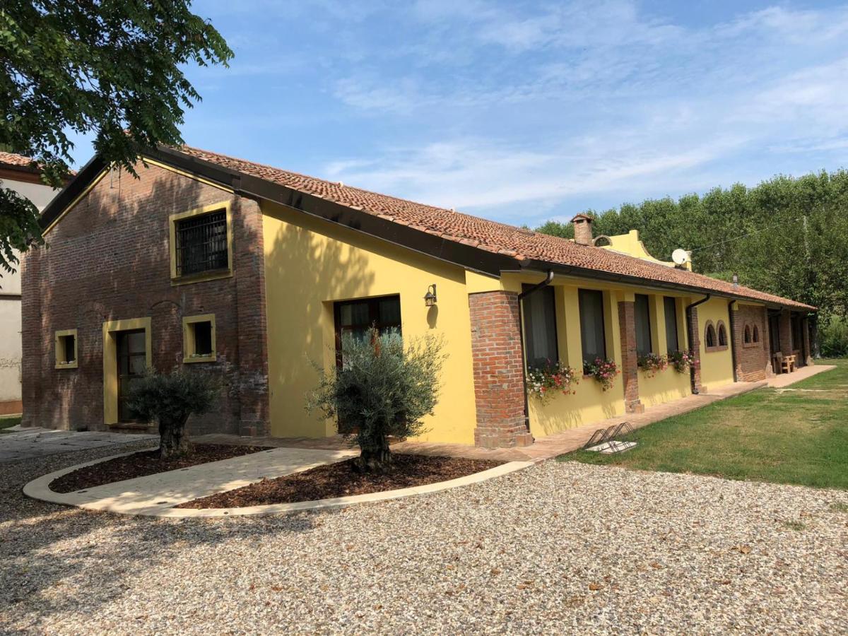 B&B Sermide - Agriturismo la Bicocca - Bed and Breakfast Sermide