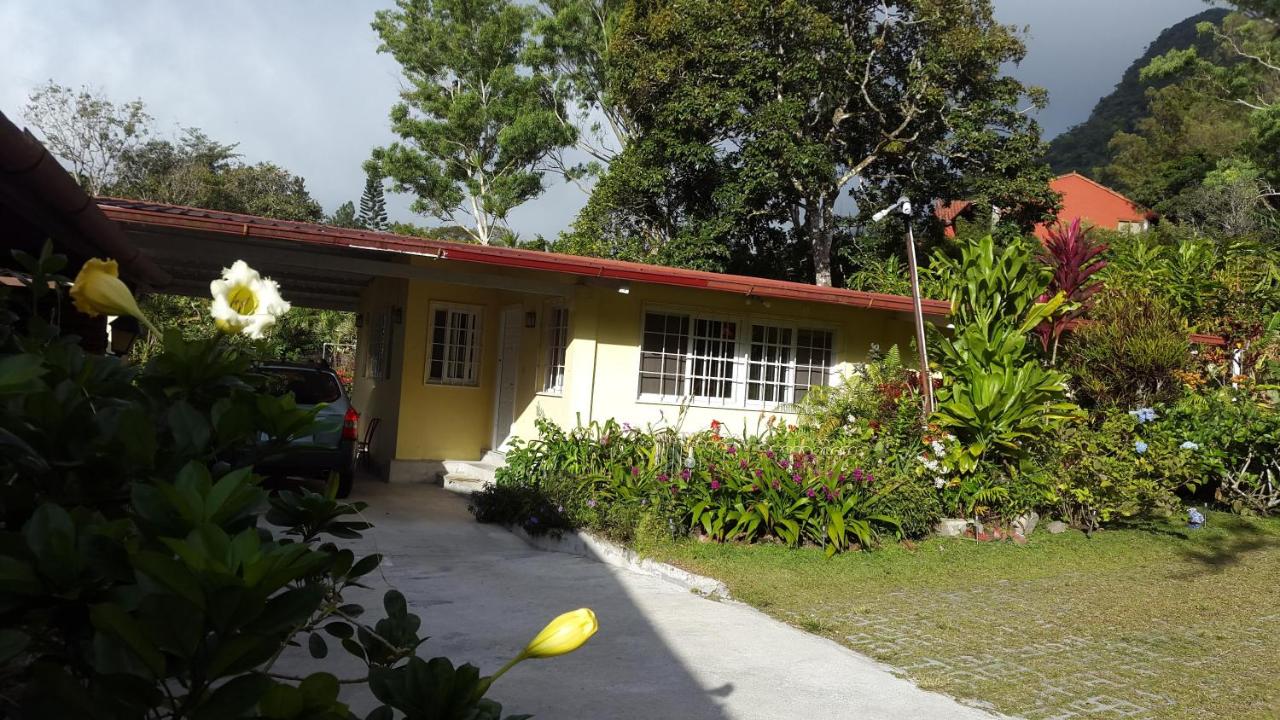 Villa San Antonio - El Valle de Anton - B&B