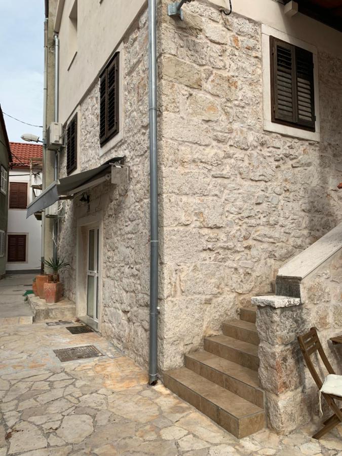 Apartman Belamaric - Bed and Breakfast Šibenik