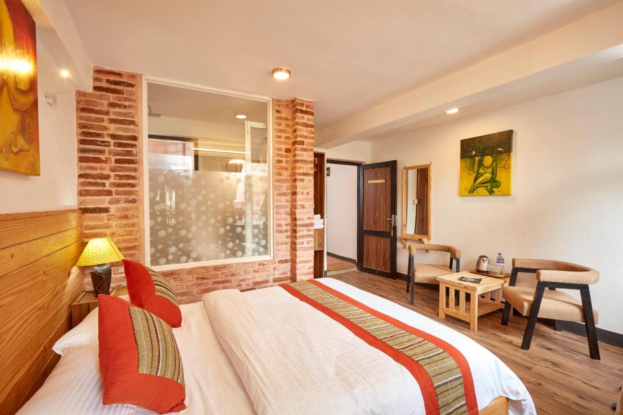 Queen Room with Balcony