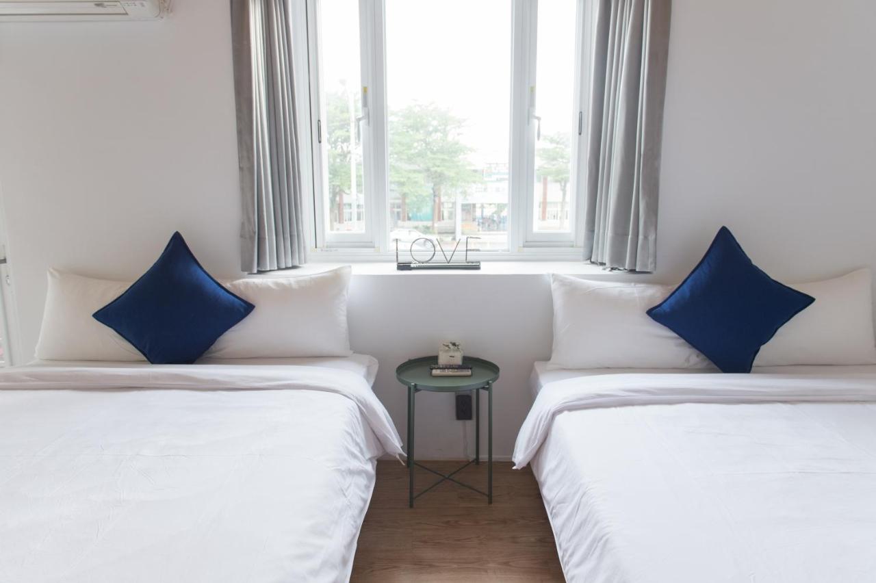 Quadruple Room with City View and Balcony