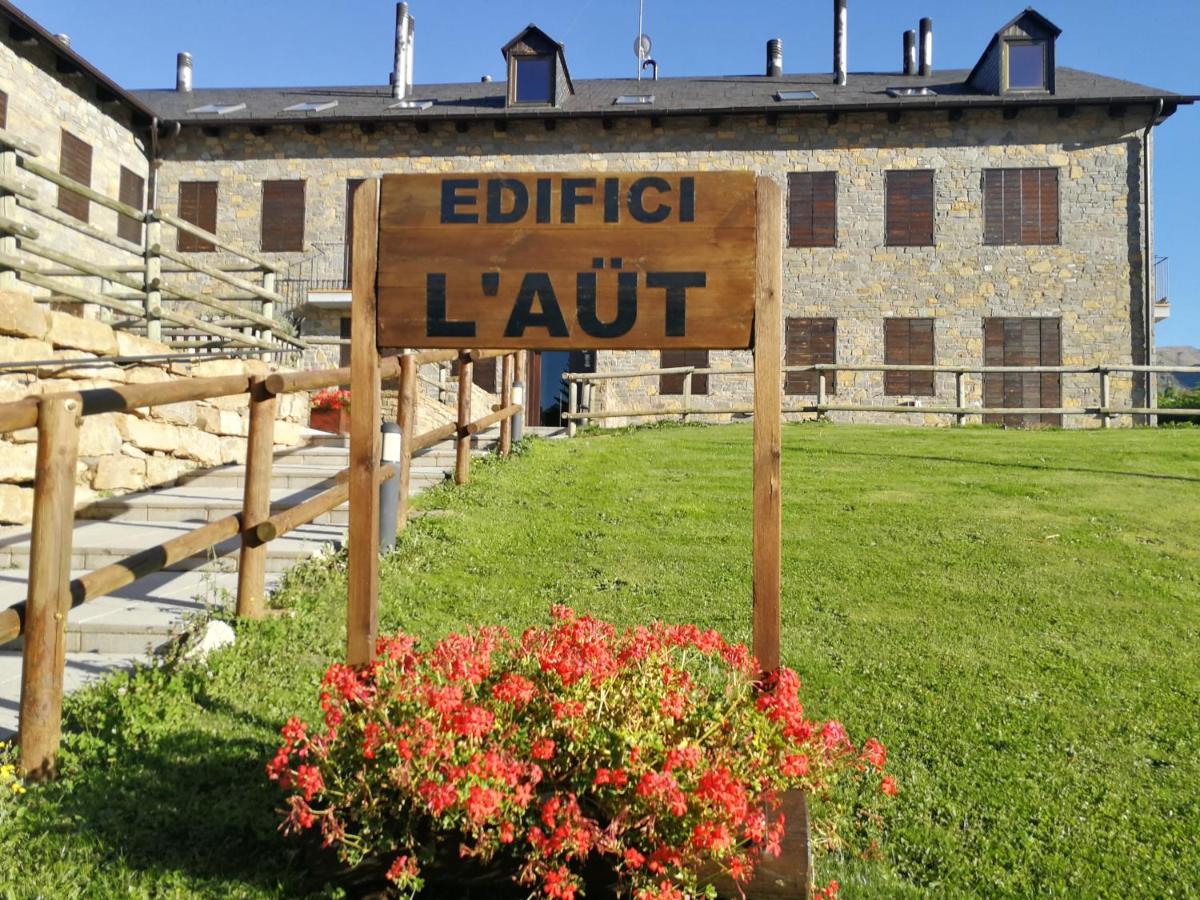 APARTAMENTO L AÜT - Bed and Breakfast