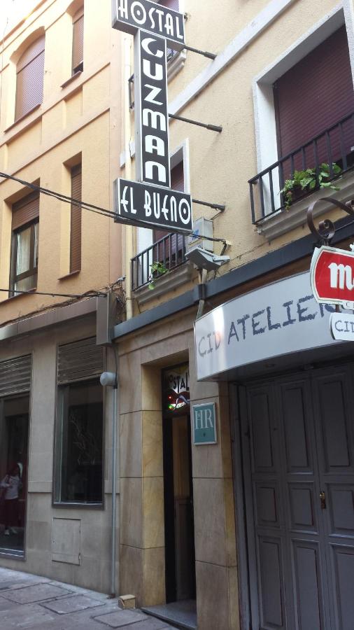 Hostal Guzman El Bueno by gaiarooms - Chambres d’hôtes