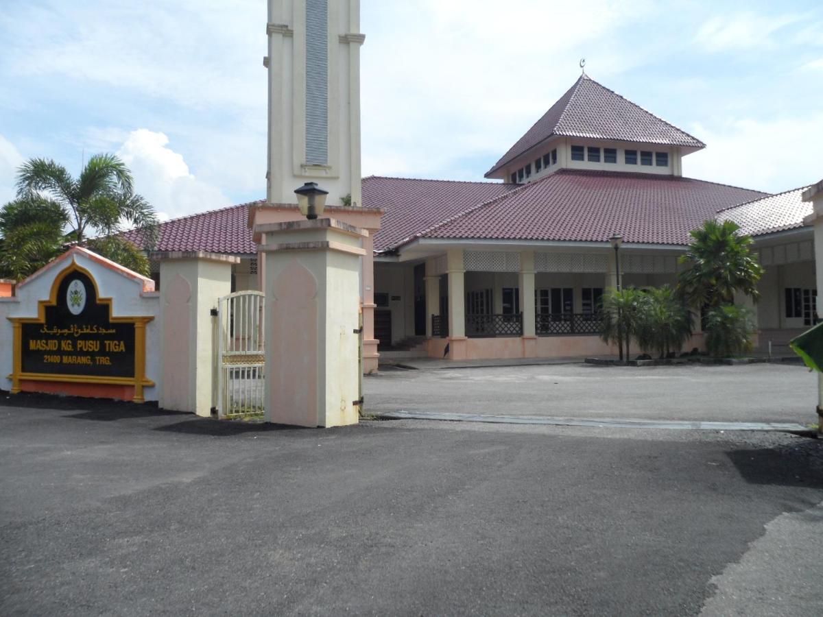 Homestay Cikgu Izan Kuala Terengganu - B&B