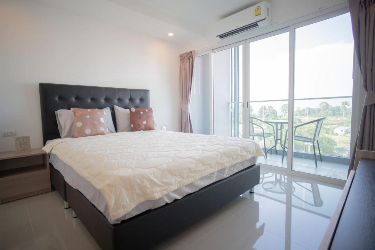 Cozy SeaSaran - Ferienwohnung Sattahip