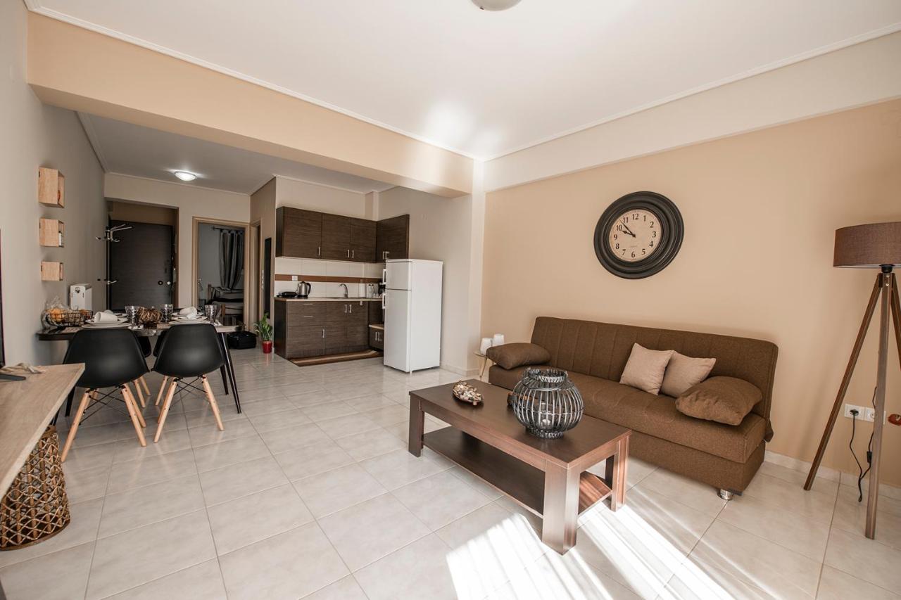 # Dioni's # - B&B Esparta