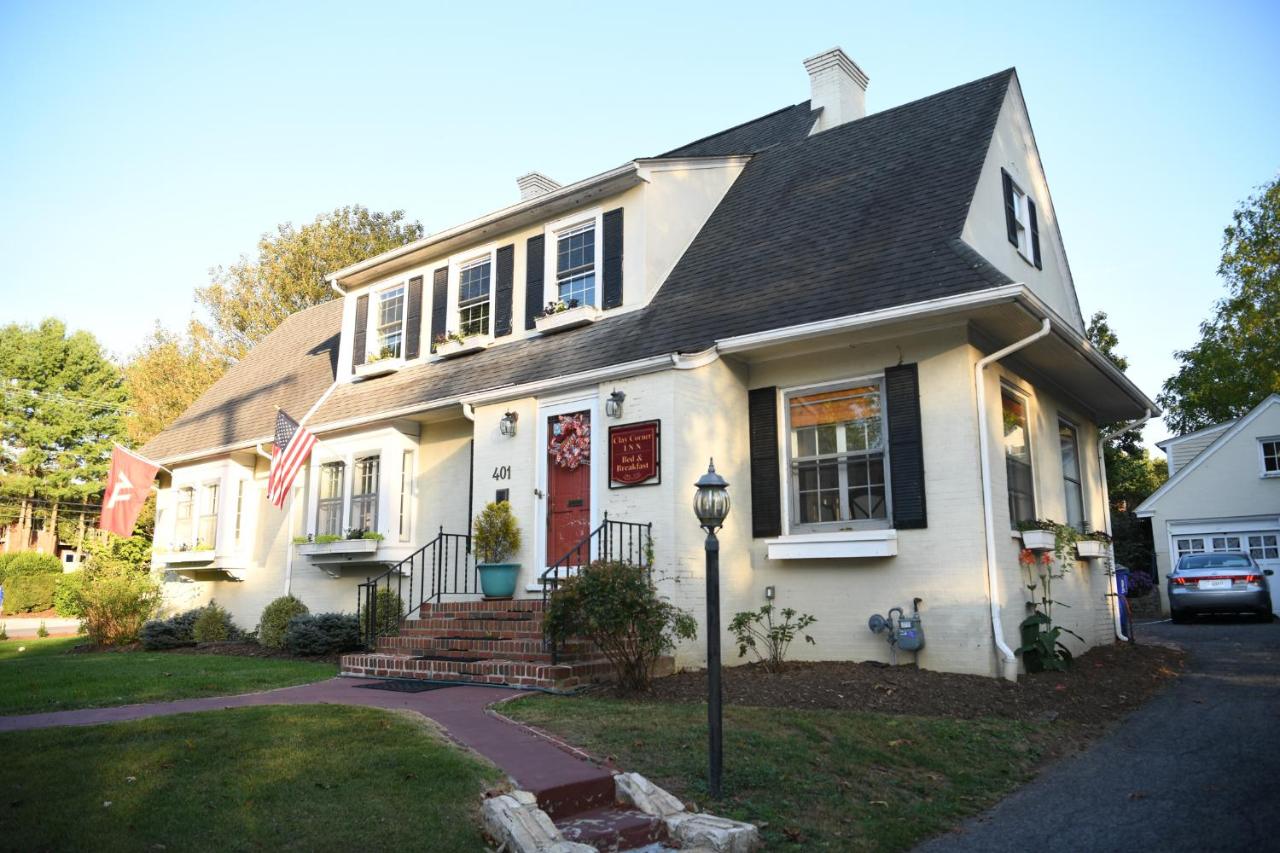 B&B Blacksburg - Clay Corner Inn - Bed and Breakfast Blacksburg