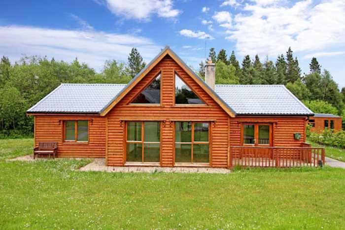 19 Drumcoura Lake Resort - B&B