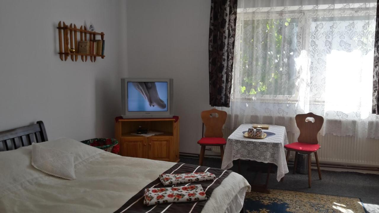 Triple Room with Private Bathroom