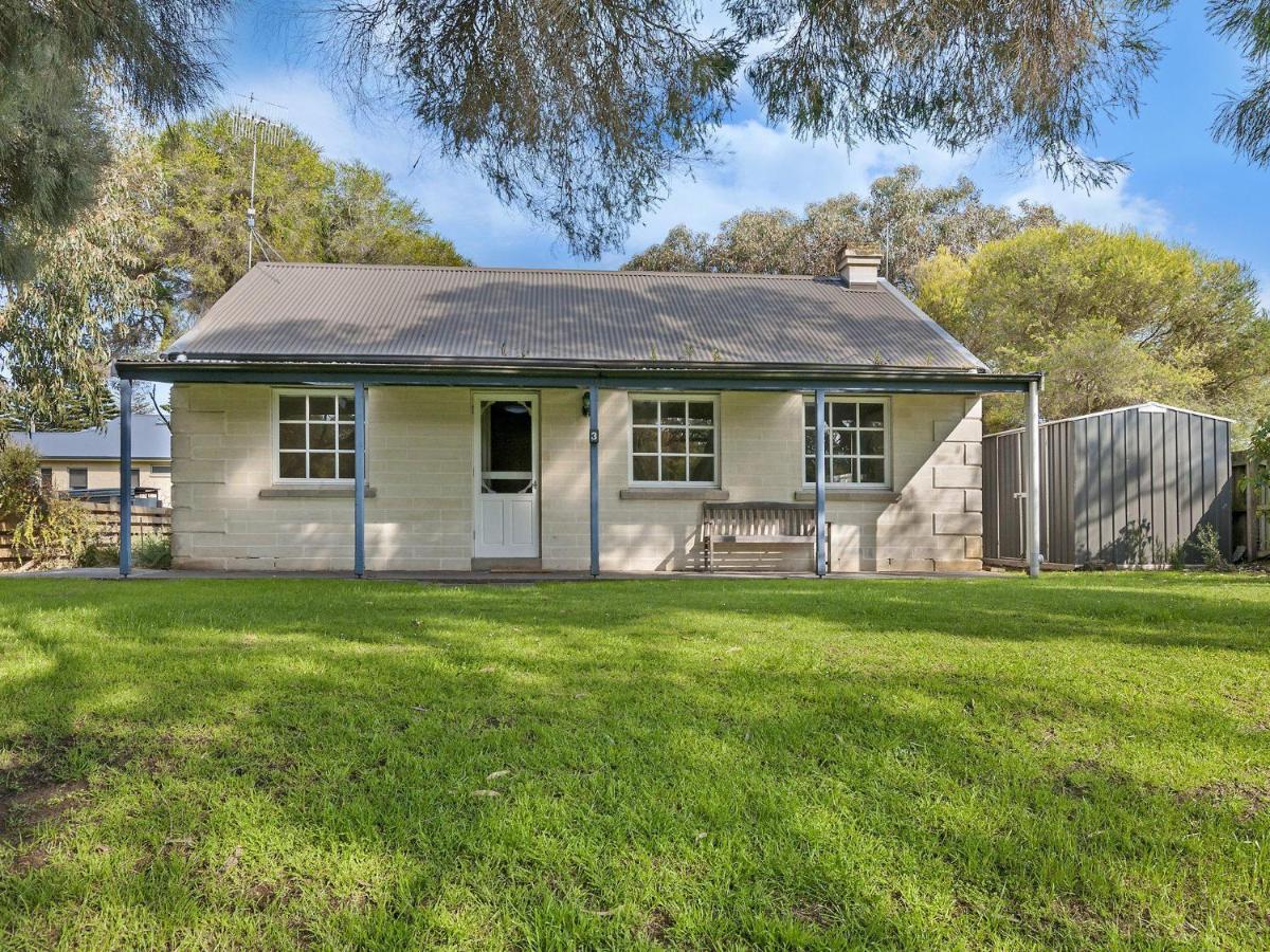 Corella Cottage - Bed and Breakfast