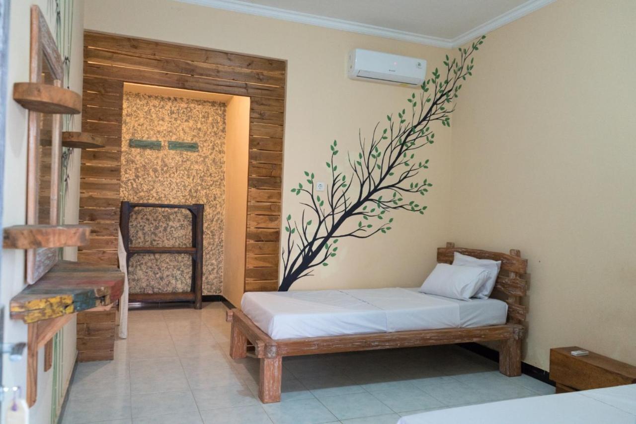 Standard Twin Room with Garden View