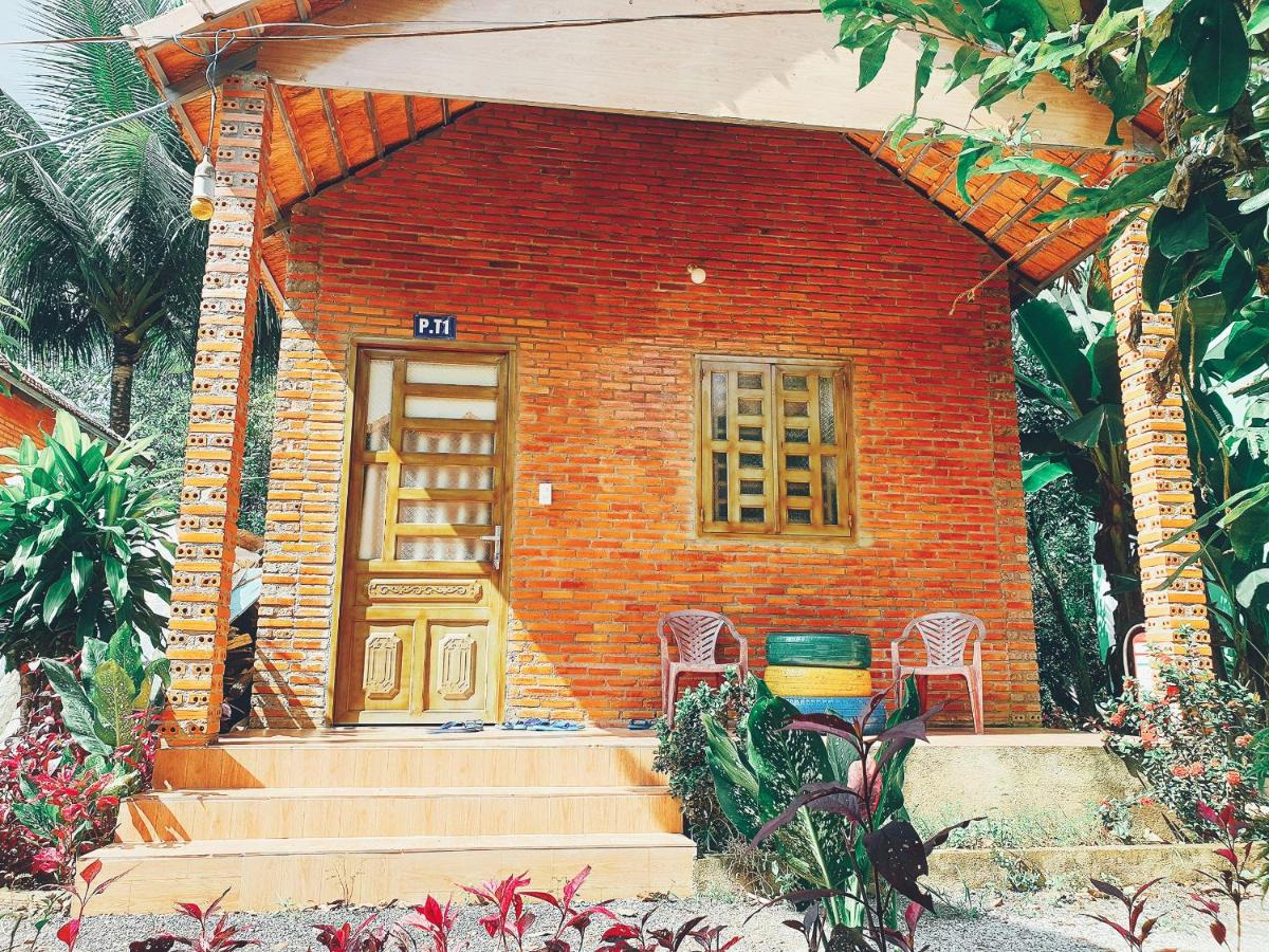 Bungalow met Patio