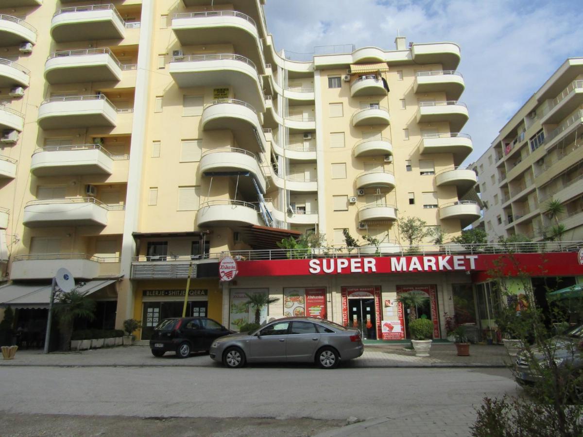 Elizabeta Apartament - B&B Valona