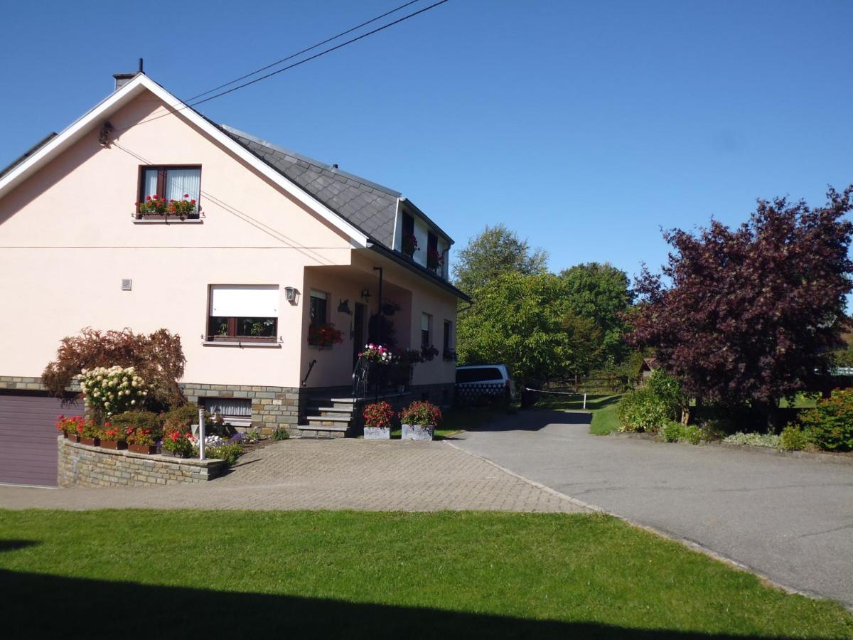 Eifel Lodge - Bed and Breakfast Butgenbach