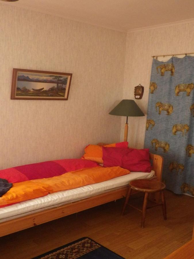 Chambre Double ou Lits Jumeaux avec Salle de Bains Commune