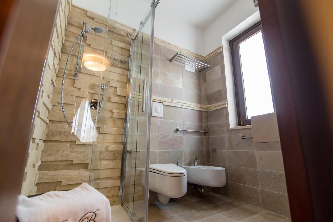 Large Double or Twin Room