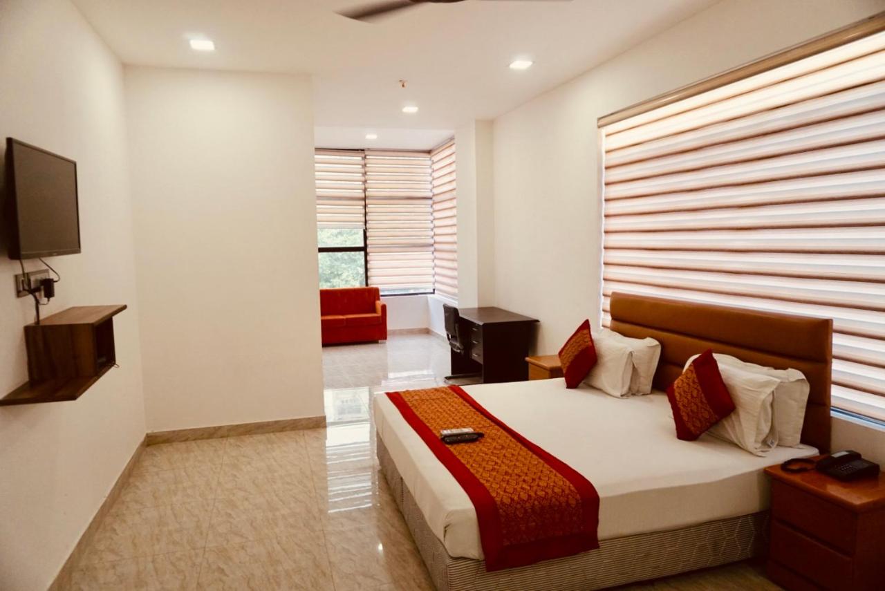 B&B New Delhi - Amora Rooms Dwarka - Bed and Breakfast New Delhi