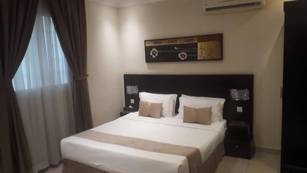 Nawara Hotel Khanshalila - B&B Riyad
