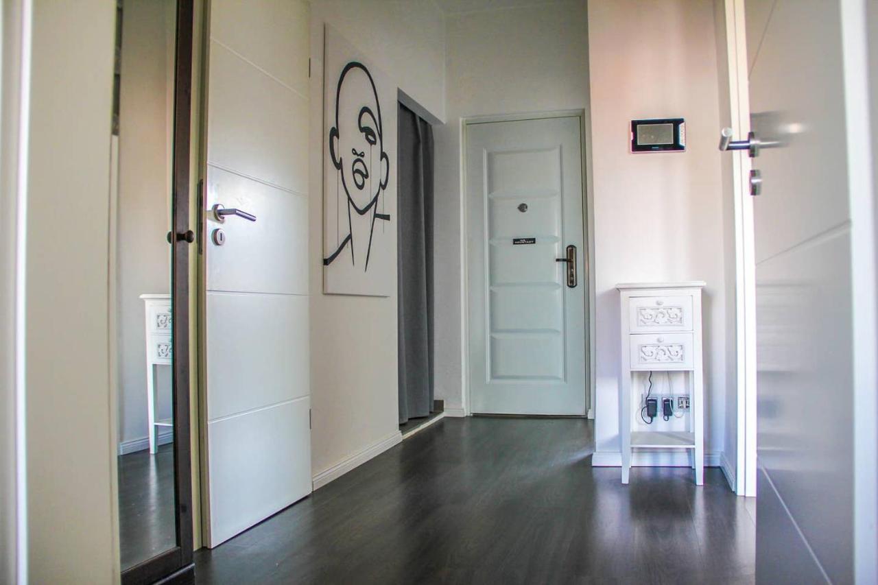 EXKLUSIVE 2 Zimmer Wohnung mit Balkon in Top Lage! - B&B Brema