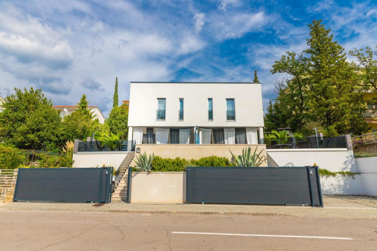 Villa con Piscina Privata