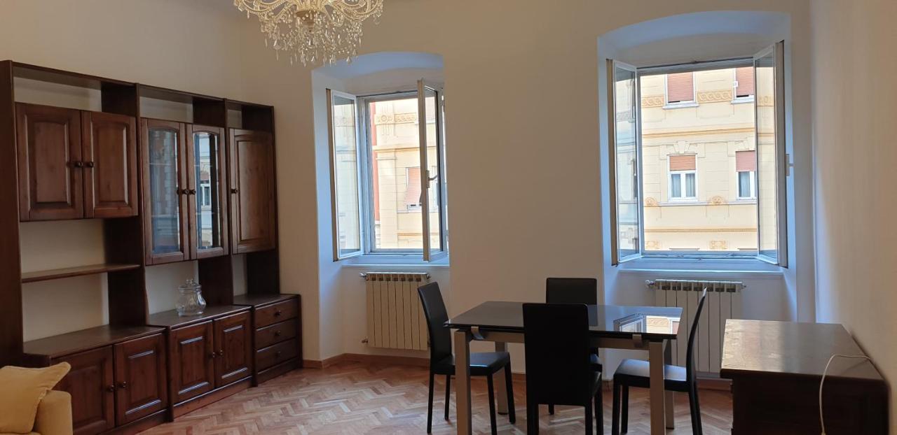 FLOWERS HOUSE - LA CASA DEI FIORI - Ferienwohnung Triest