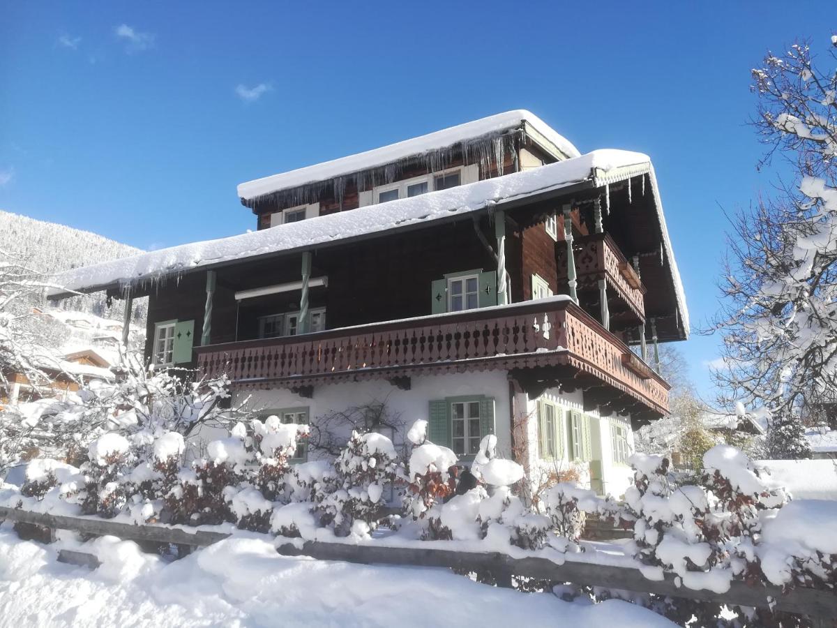 B&B Bramberg am Wildkogel - Villa Zeppelin - App Smaragd - Bed and Breakfast Bramberg am Wildkogel