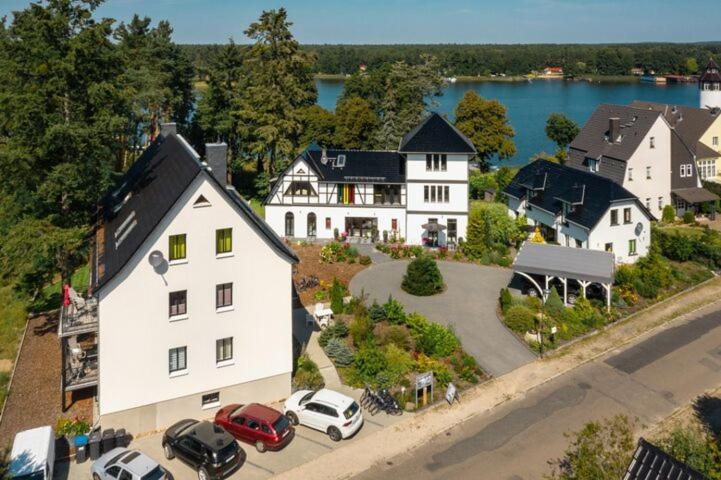 Apartment 2 with balcony and forest view