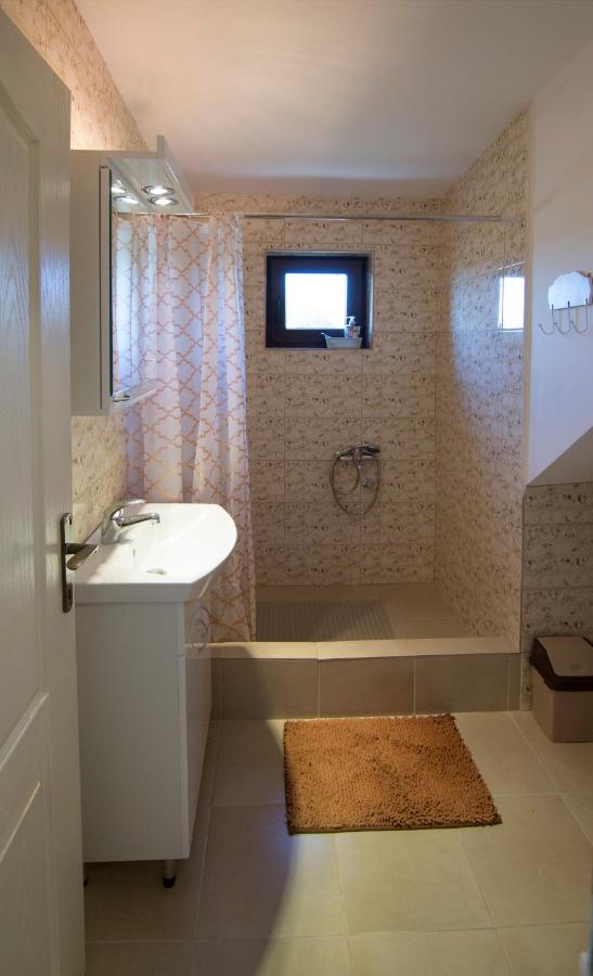Deluxe Double Room with Shower