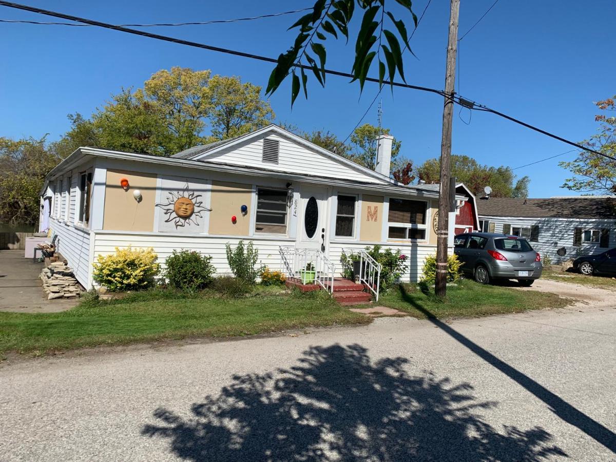 Cedar Island Xanadu - B&B