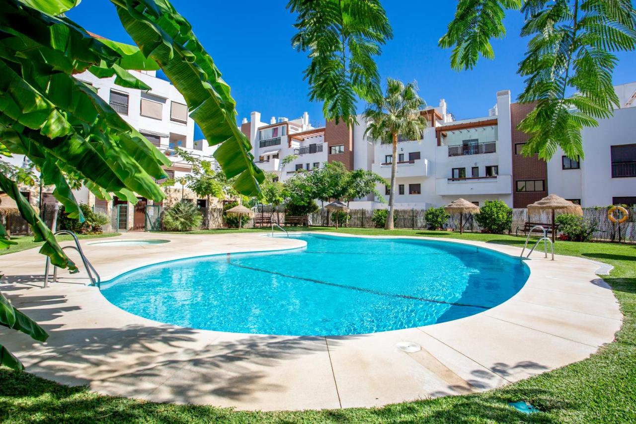 B&B La Cala De Mijas - Lets in the Sun Calablanca - Bed and Breakfast La Cala De Mijas