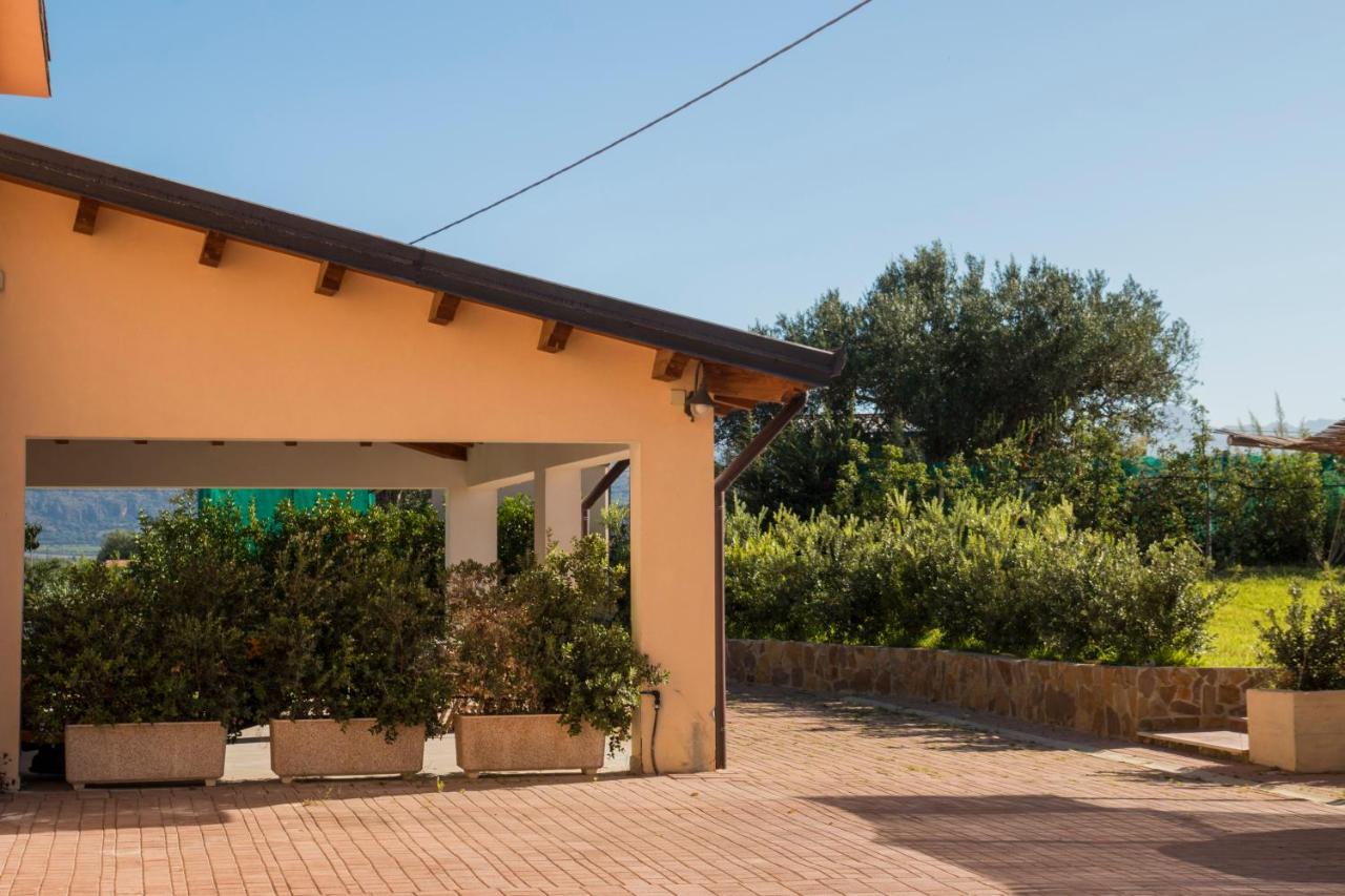 Villa con piscina Casale di Giò nel Golfo di Castellammare - Bed and Breakfast