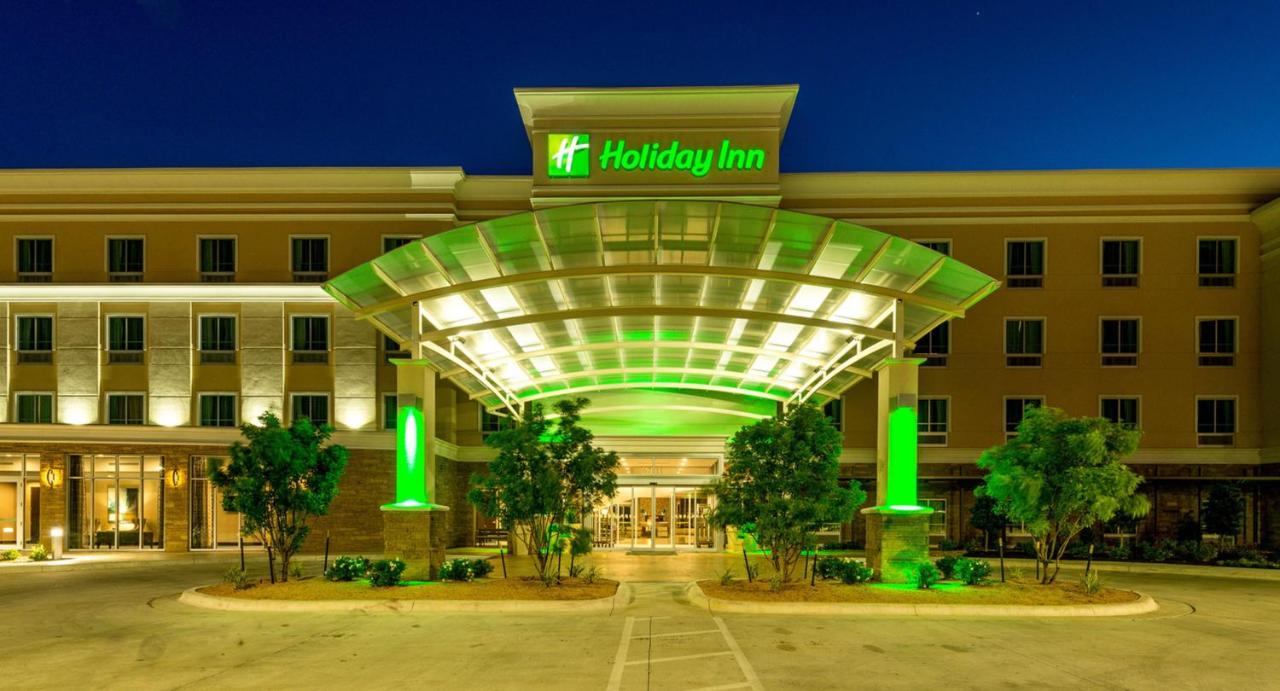 B&B Austin - Holiday Inn Austin Airport, an IHG Hotel - Bed and Breakfast Austin