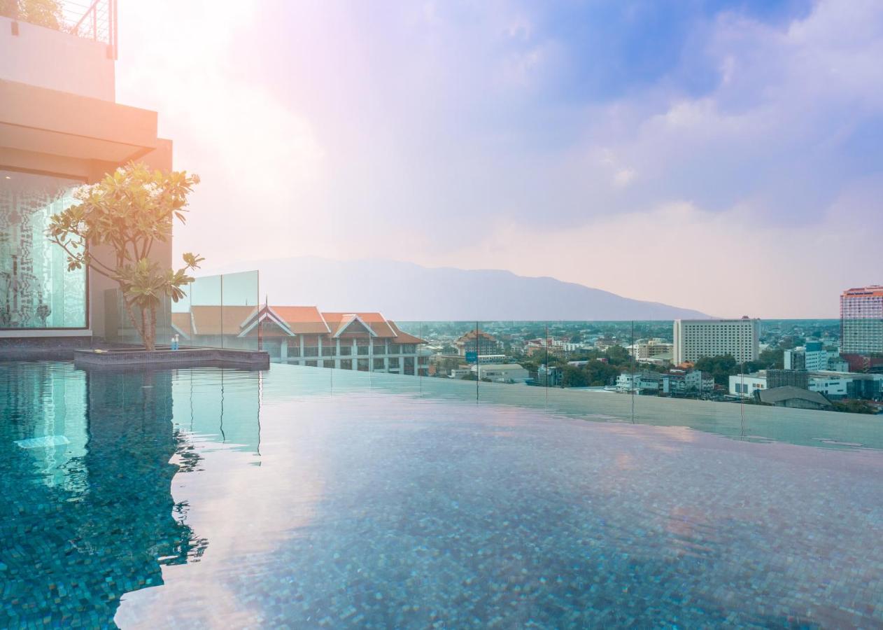 Brilliant Condo Pool View+Night Barzaa(83 sqm) - B&B Chiang Mai